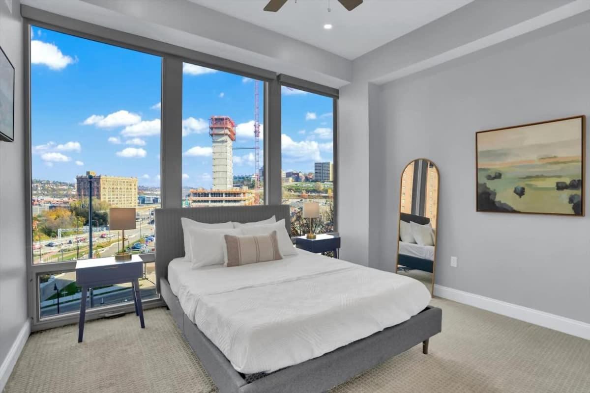 Cozysuites Spacious 2Br, Ppg Paints Arena, Pitts Pittsburgh Bagian luar foto
