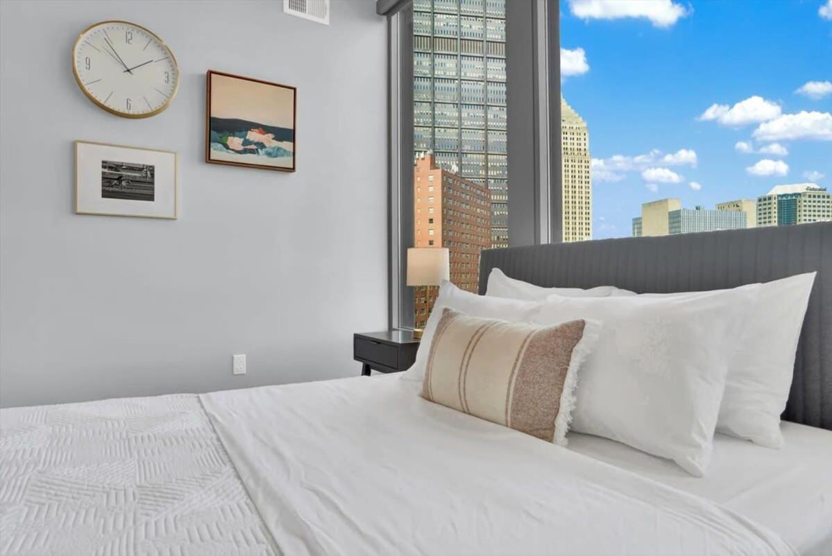 Cozysuites Spacious 2Br, Ppg Paints Arena, Pitts Pittsburgh Bagian luar foto