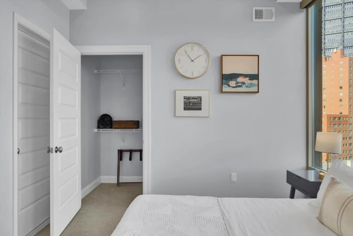 Cozysuites Spacious 2Br, Ppg Paints Arena, Pitts Pittsburgh Bagian luar foto